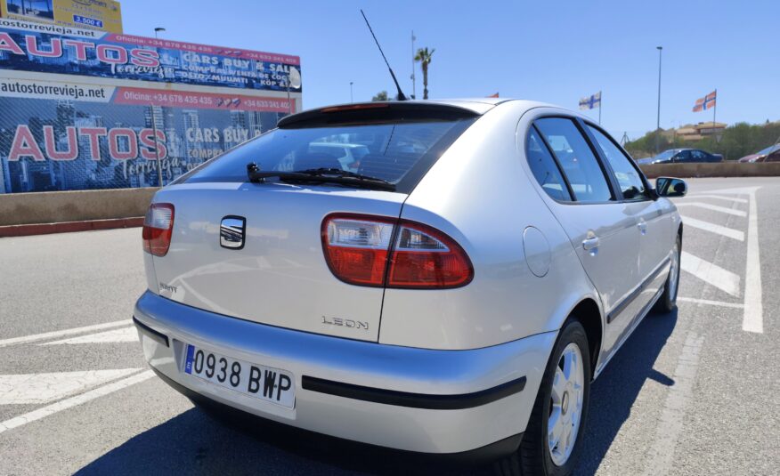 SEAT LEON 1.6 GASOLINA 105 CV 83.000 KM 2002 MANUAL