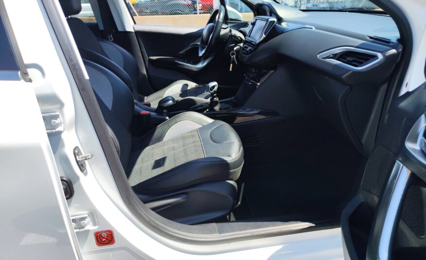 PEUGEOT 2008 1.2 GASOLINA 130 CV 122.000 KM 2017 MANUAL
