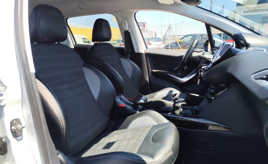 PEUGEOT 2008 1.2 GASOLINA 130 CV 122.000 KM 2017 MANUAL