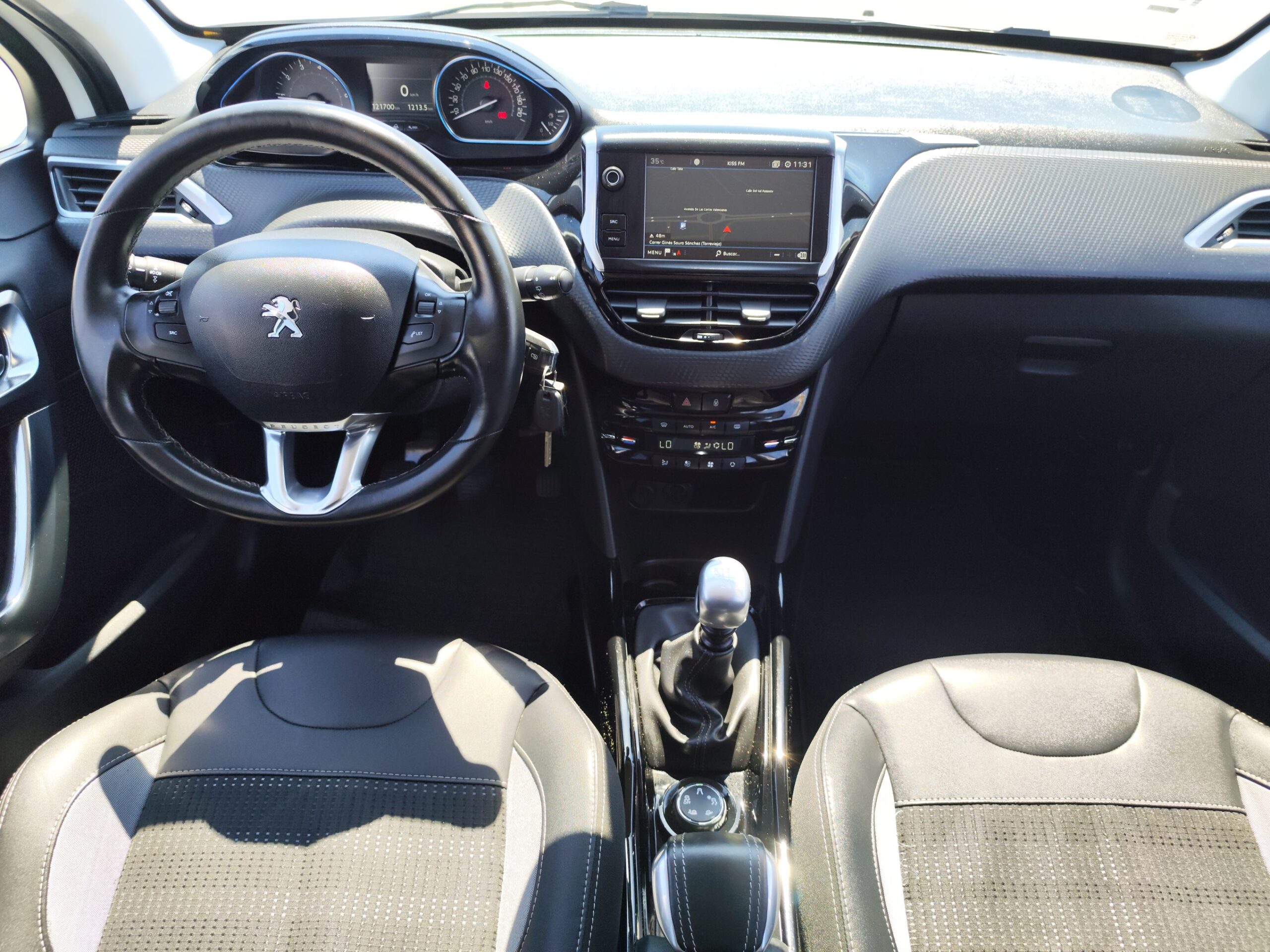 PEUGEOT 2008 1.2 GASOLINA 130 CV 122.000 KM 2017 MANUAL