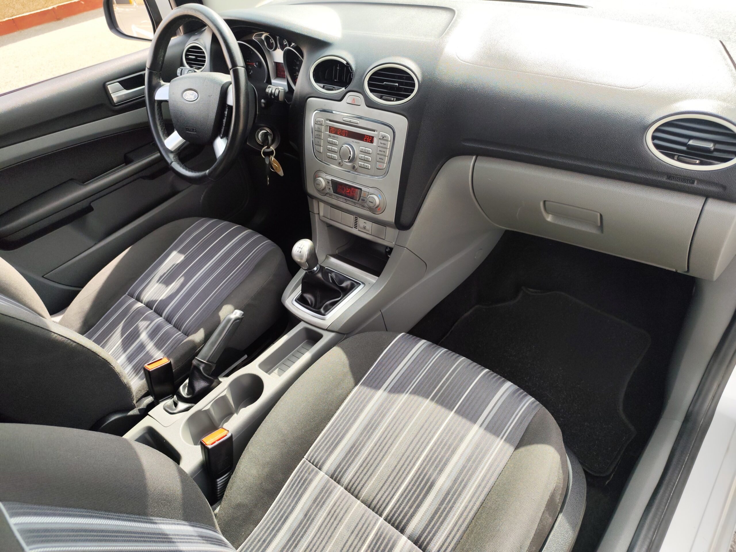 FORD FOCUS 1.6 DIESEL 90 CV 2008 121.000 KM MANUAL