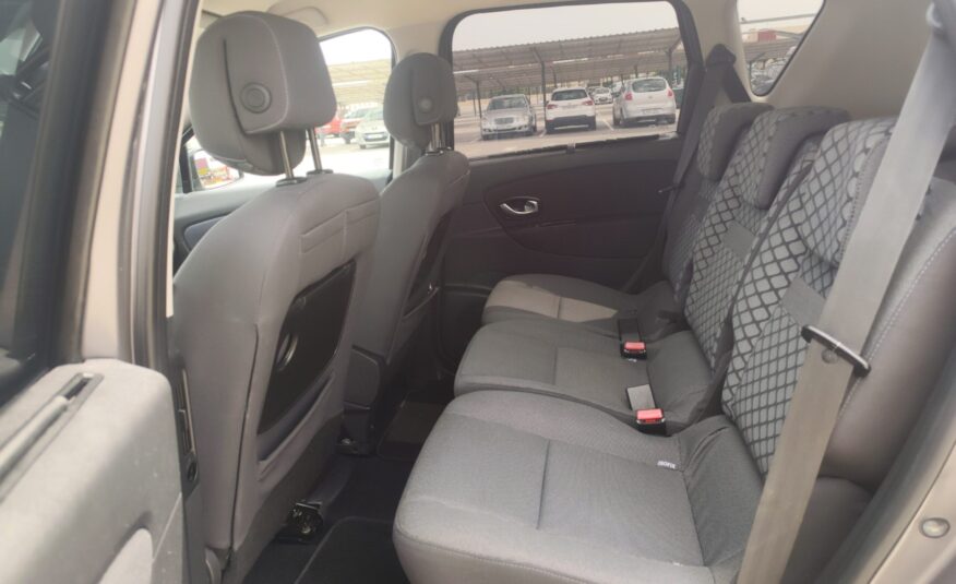 RENAULT SCENIC 1.5 DIESEL 110 CV 168.000 KM 2011 MANUAL