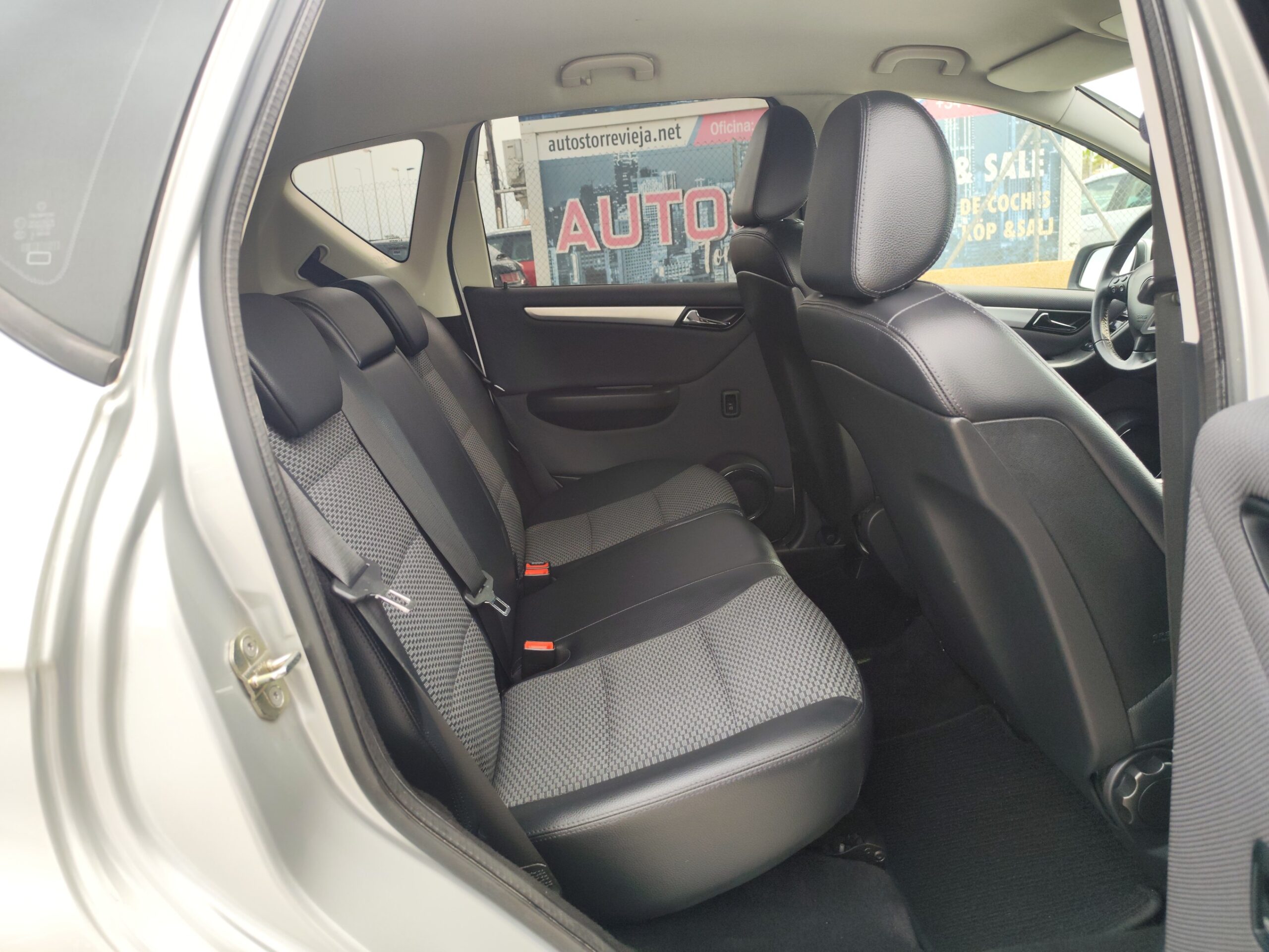 MERCEDES-BENZ A180 CDI 2.0 DIESEL 109 CV 2010 229.000 KM AUTOMATICO