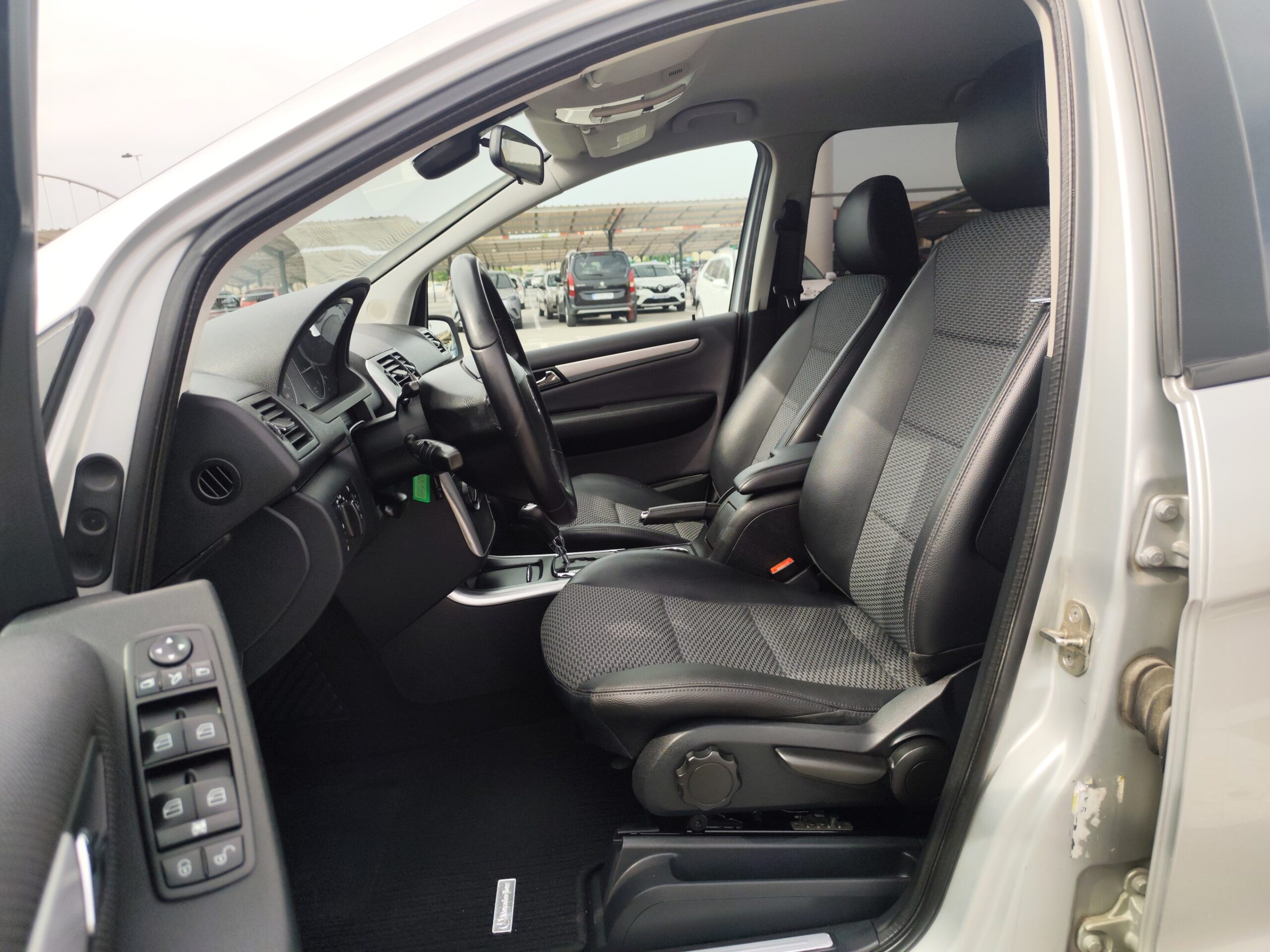 MERCEDES-BENZ A180 CDI 2.0 DIESEL 109 CV 2010 229.000 KM AUTOMATICO