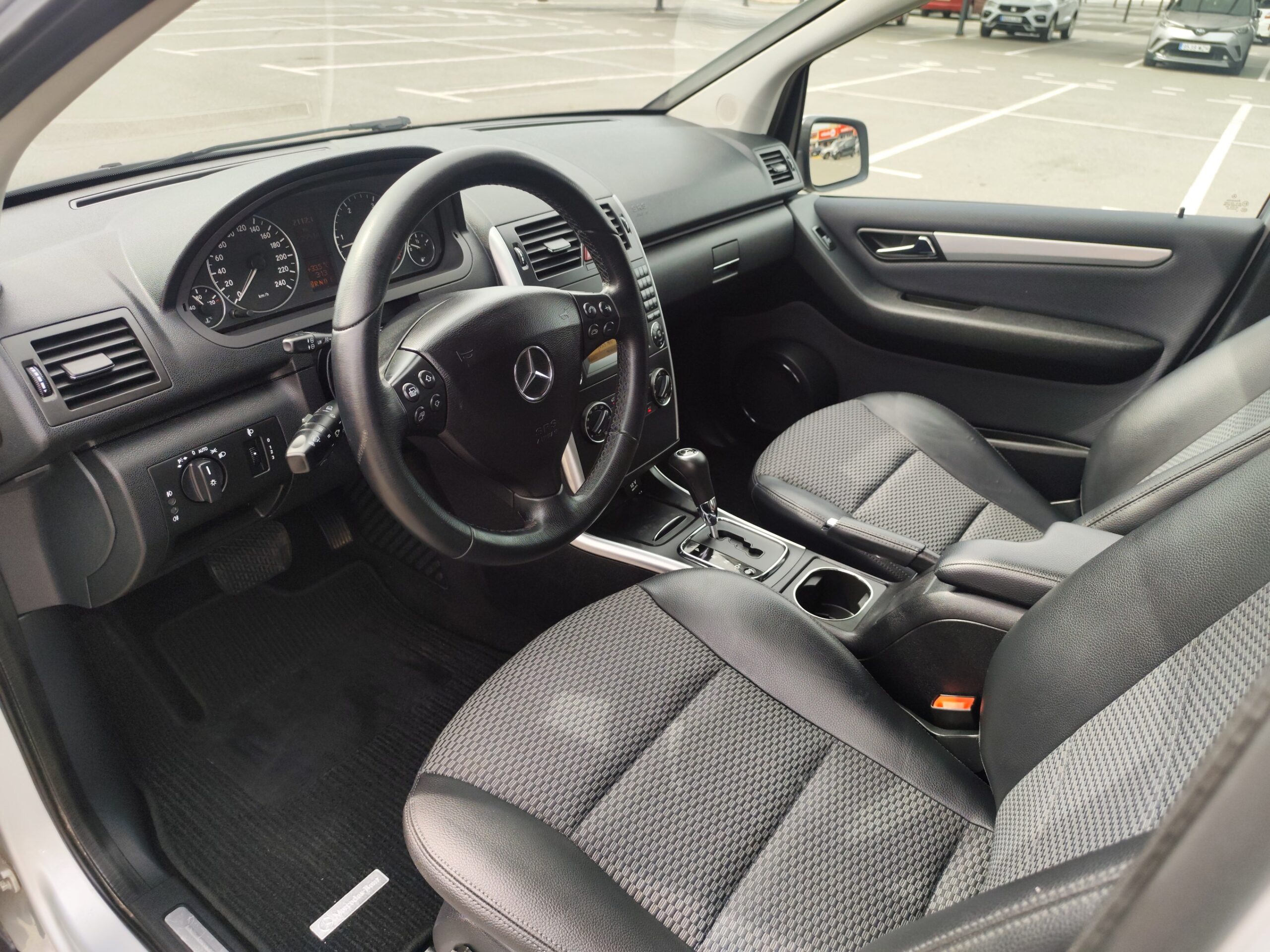 MERCEDES-BENZ A180 CDI 2.0 DIESEL 109 CV 2010 229.000 KM AUTOMATICO