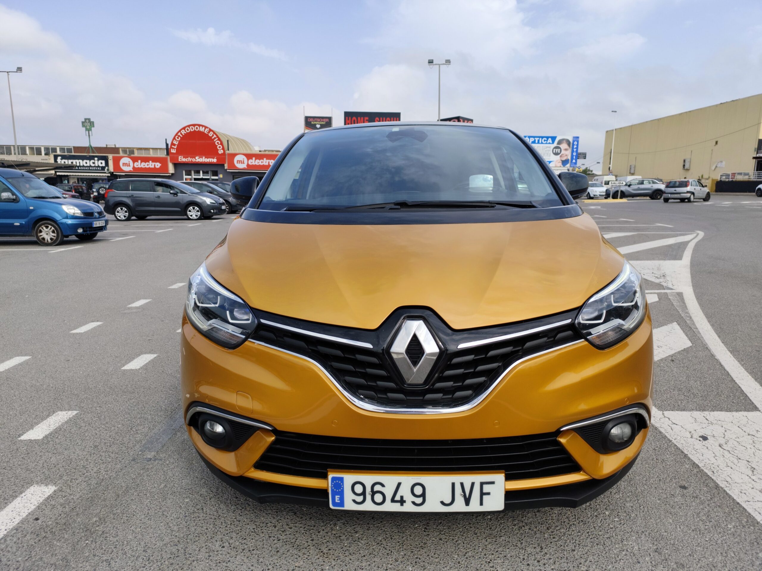 RENAULT SCENIC 1.6 DIESEL 130 CV 2016 200.000 KM MANUAL