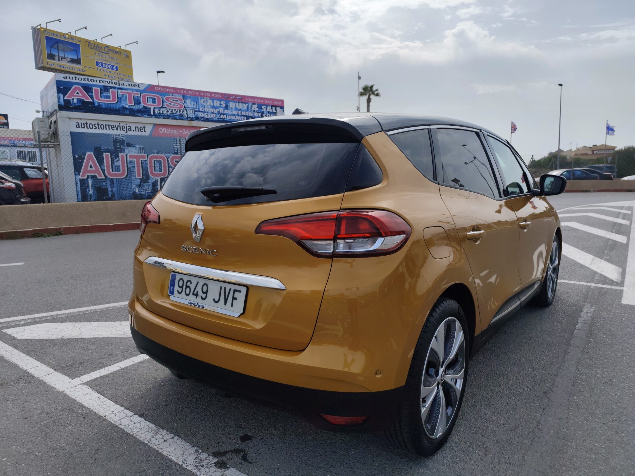 RENAULT SCENIC 1.6 DIESEL 130 CV 2016 200.000 KM MANUAL