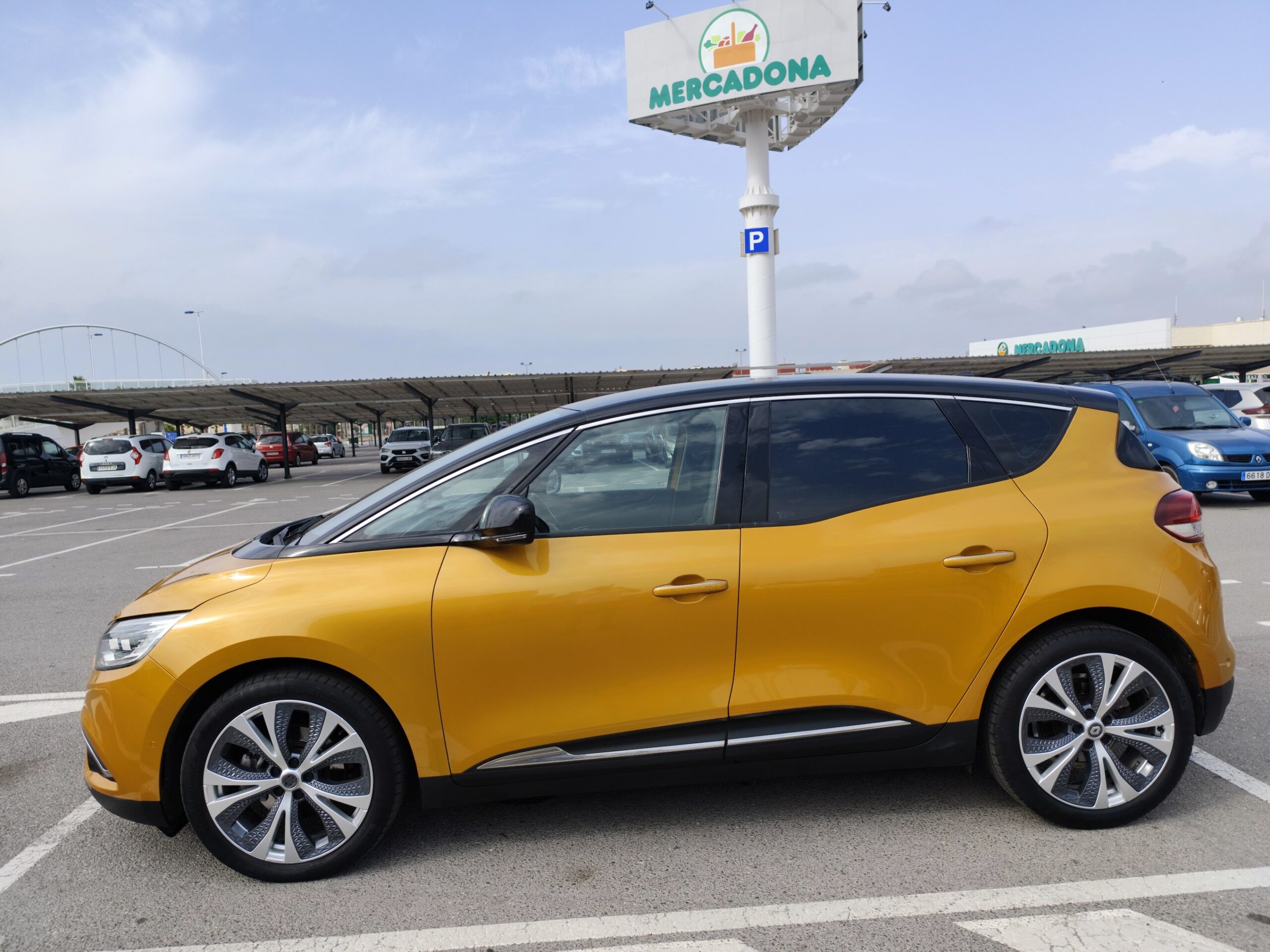 RENAULT SCENIC 1.6 DIESEL 130 CV 2016 200.000 KM MANUAL