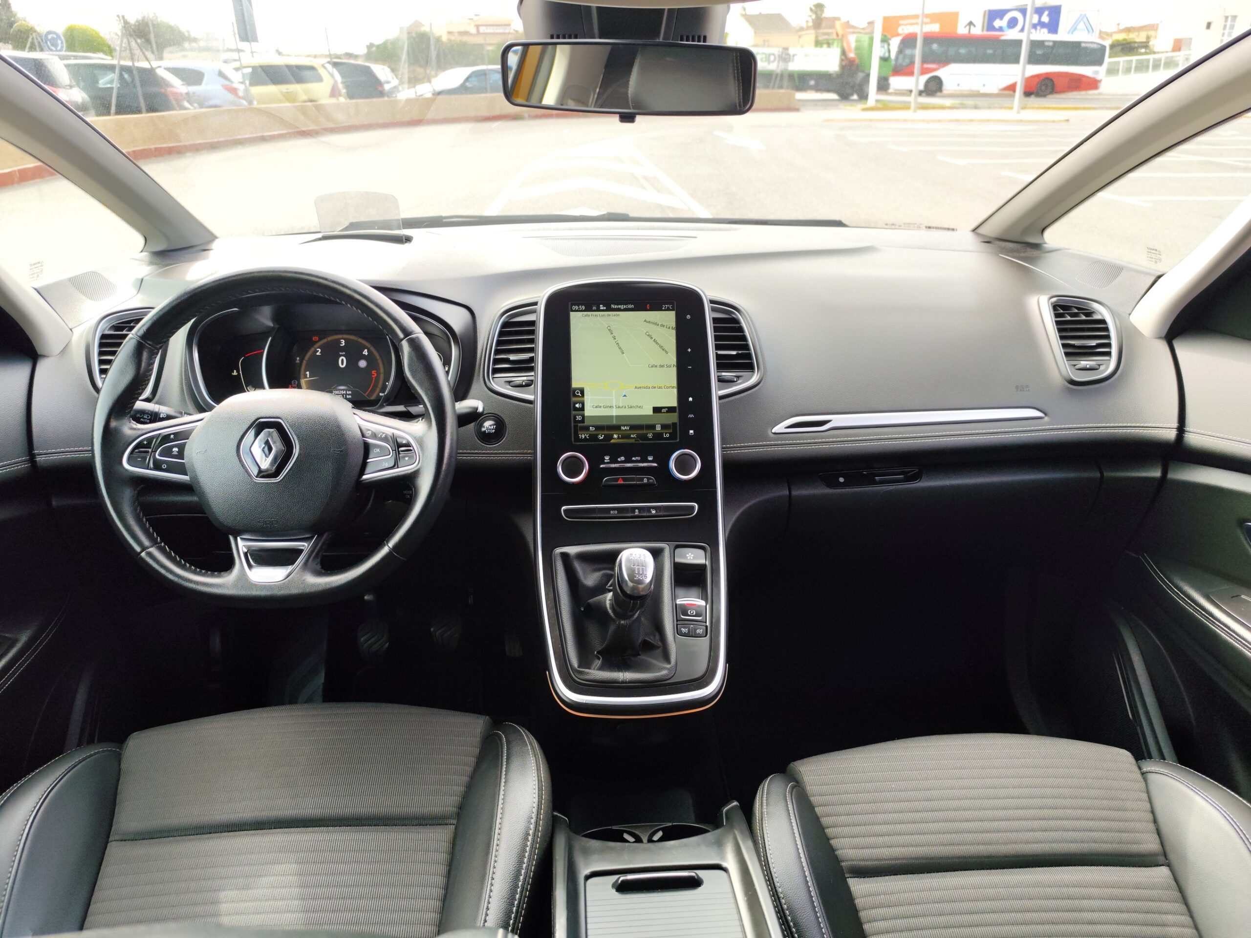 RENAULT SCENIC 1.6 DIESEL 130 CV 2016 200.000 KM MANUAL