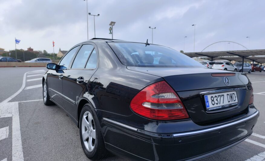 MERCEDES-BENZ E-270 2.7 DIESEL 177 CV 2002 252.000 KM AUTOMATICO