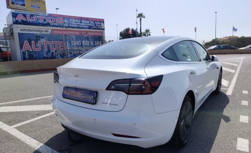 TESLA MODEL 3 LONG RANGE DUAL MOTOR AUTONOMIA 500 KM 346 CV 115.000 KM  AUTOMATICO