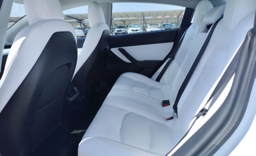 TESLA MODEL 3 LONG RANGE DUAL MOTOR AUTONOMIA 500 KM 346 CV 115.000 KM  AUTOMATICO
