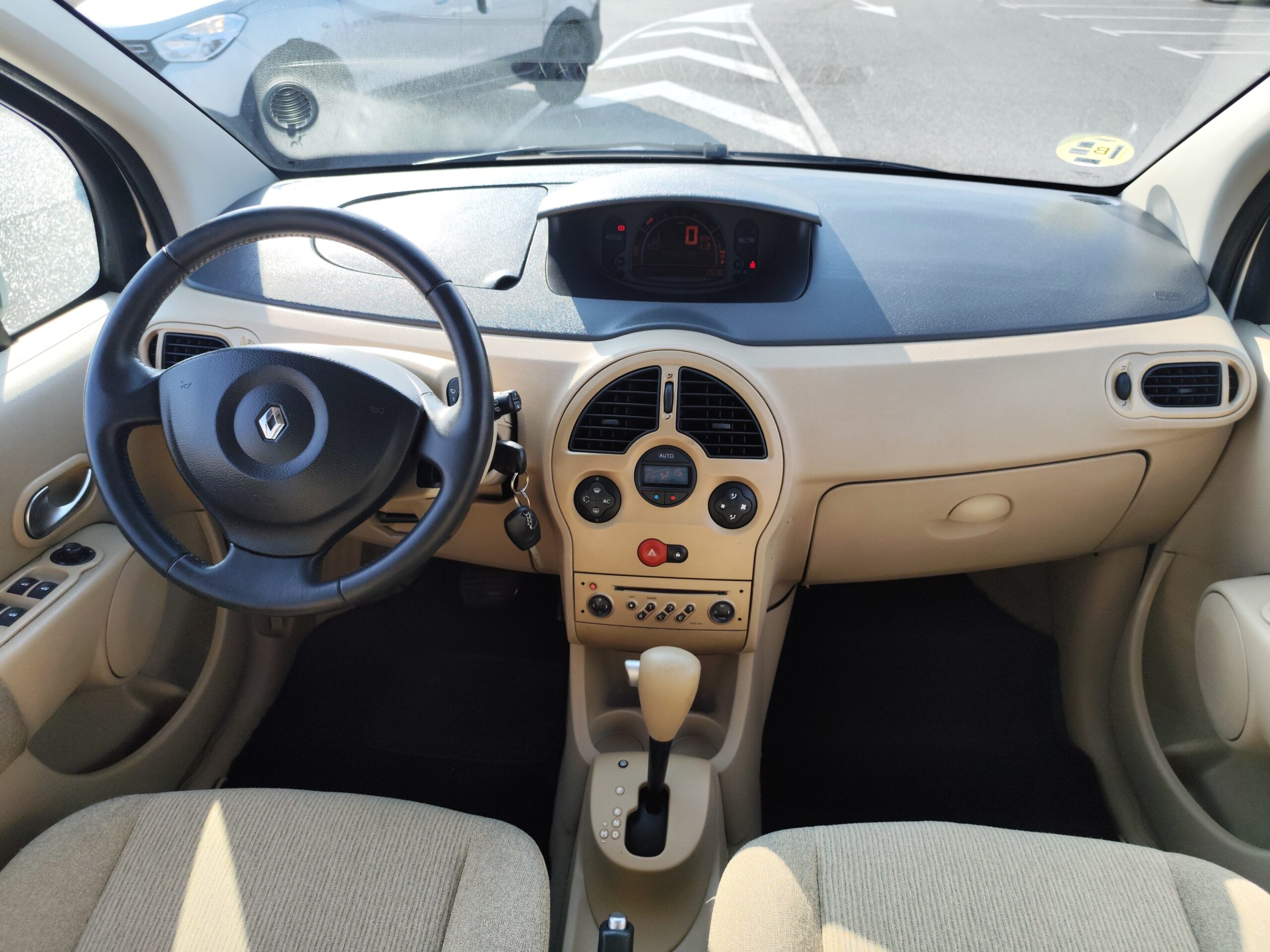 RENAULT MODUS 1.6 GASOLINA 110 CV 154.000 KM 2005 AUTOMATICO