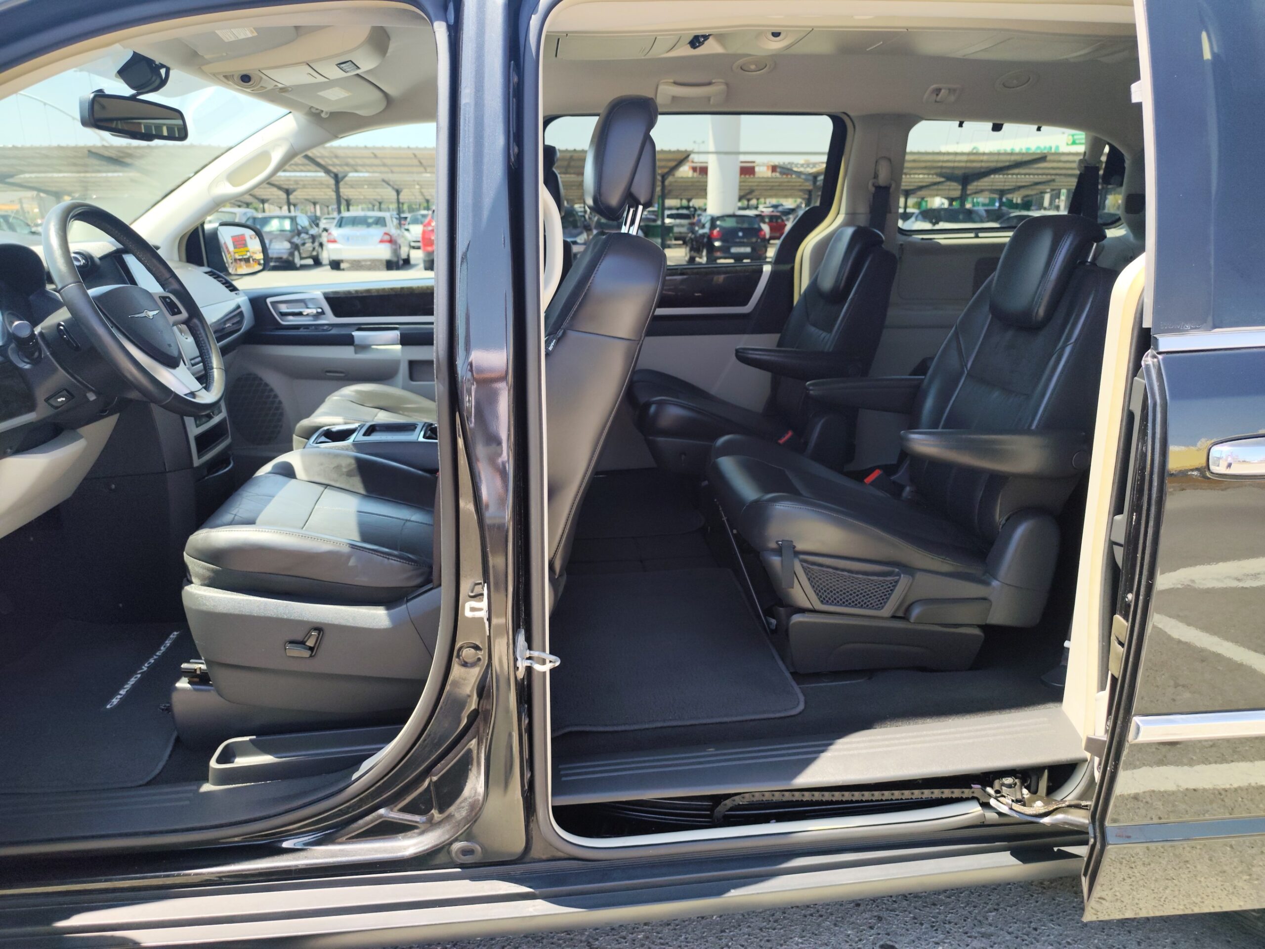 CHRYSLER GRAND VOYAGER 2.8 DIESEL 163 CV 2011 136.000 KM 7 PLAZAS AUTOMATICO