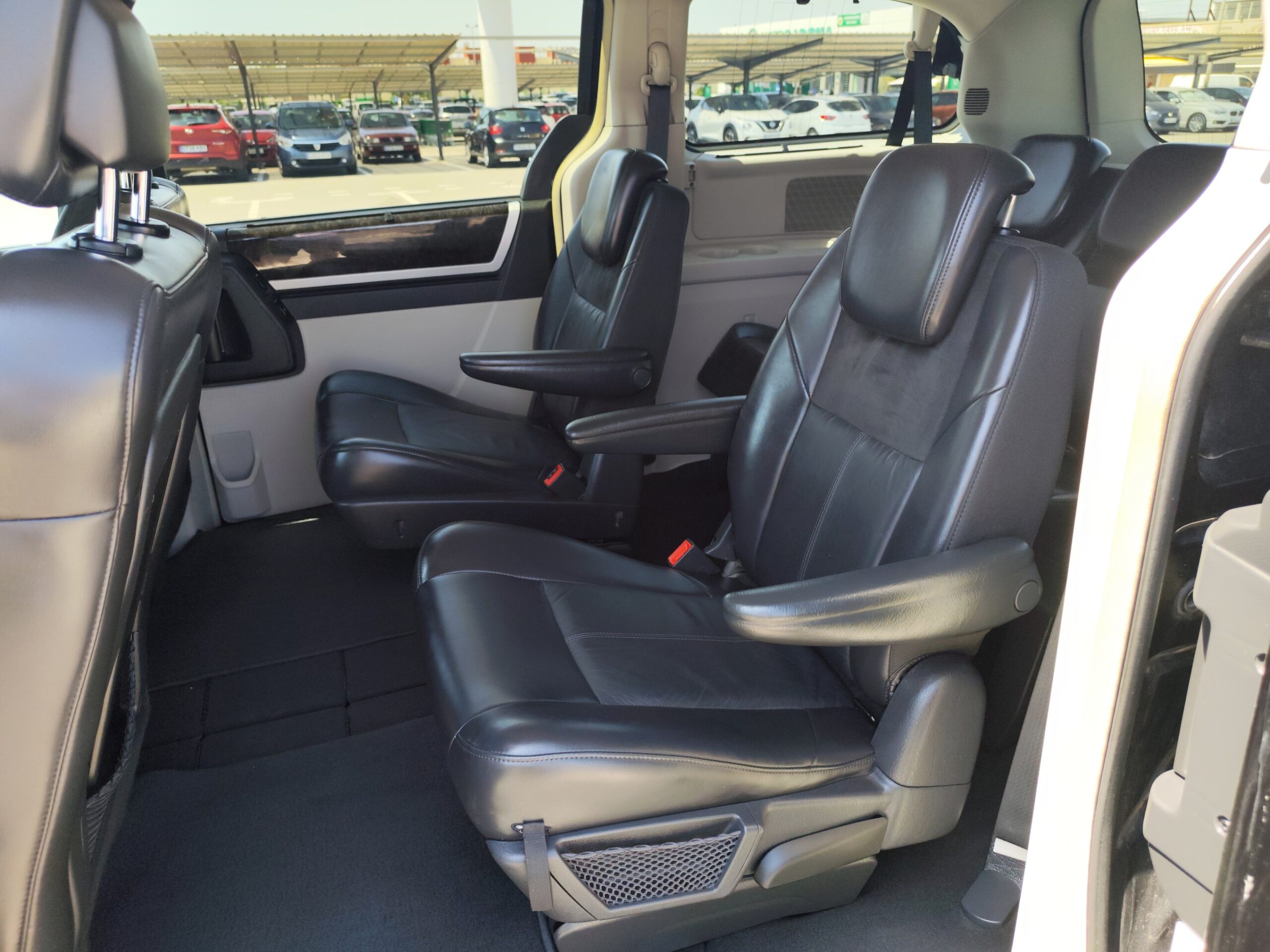 CHRYSLER GRAND VOYAGER 2.8 DIESEL 163 CV 2011 136.000 KM 7 PLAZAS AUTOMATICO