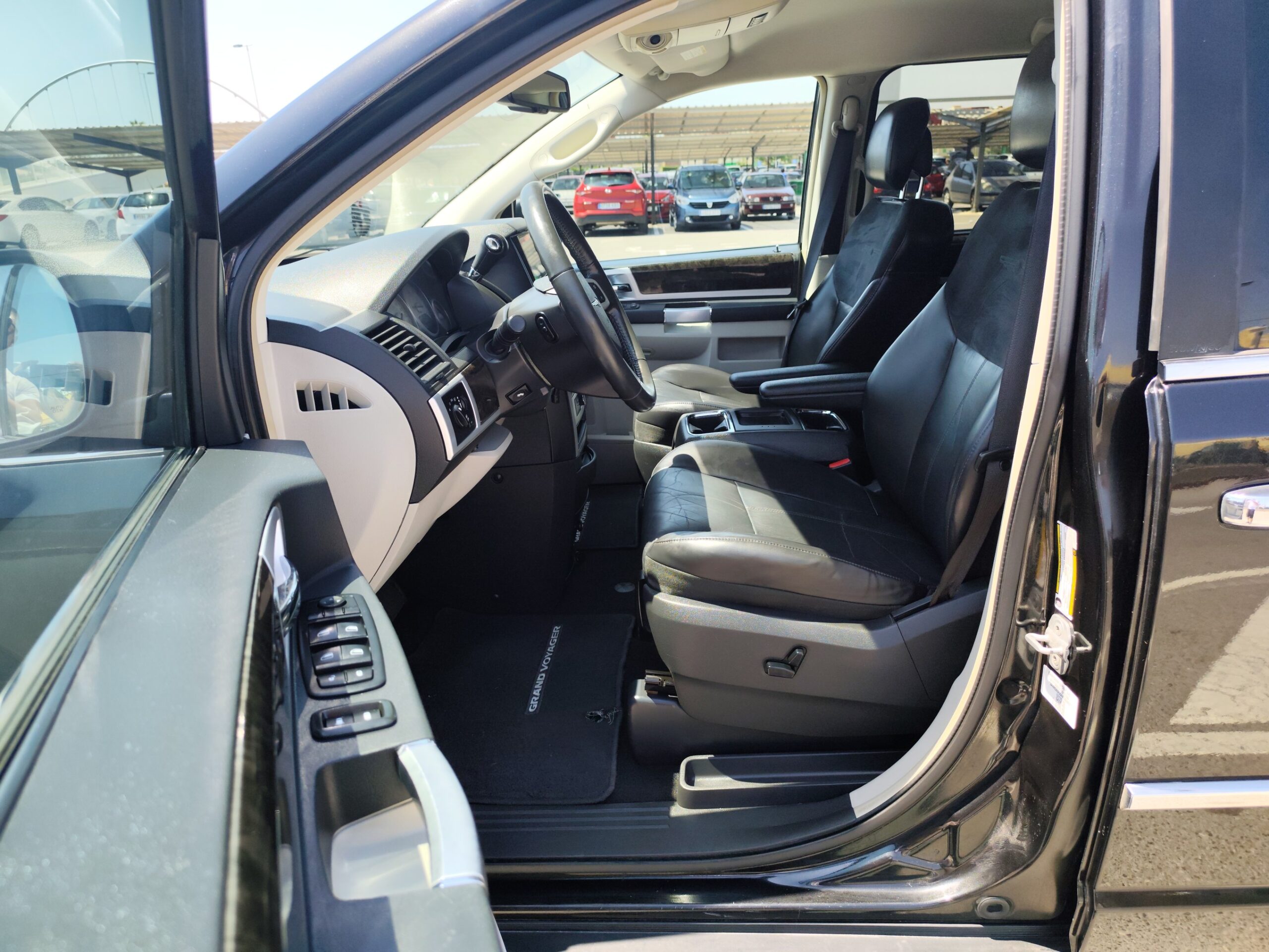 CHRYSLER GRAND VOYAGER 2.8 DIESEL 163 CV 2011 136.000 KM 7 PLAZAS AUTOMATICO