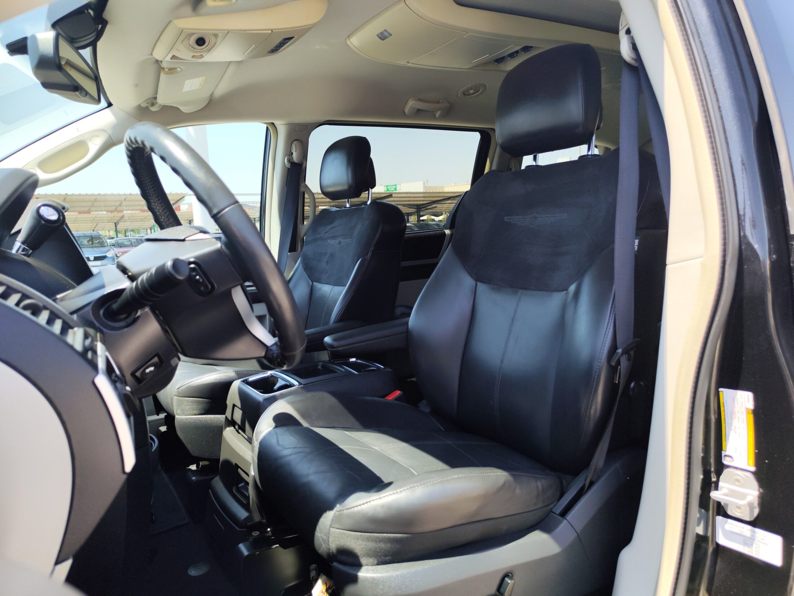 CHRYSLER GRAND VOYAGER 2.8 DIESEL 163 CV 2011 136.000 KM 7 PLAZAS AUTOMATICO