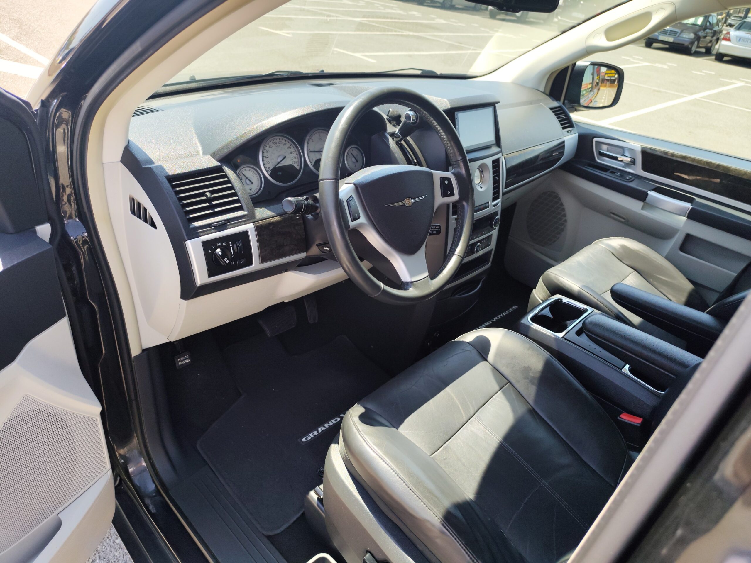 CHRYSLER GRAND VOYAGER 2.8 DIESEL 163 CV 2011 136.000 KM 7 PLAZAS AUTOMATICO