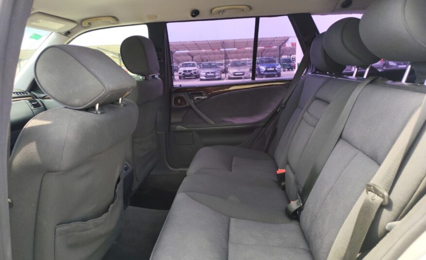 MERCEDES-BENZ E-320 4MAT 3.2 GASOLINA 224 CV 272.000 KM 2000 AUTOMATICO