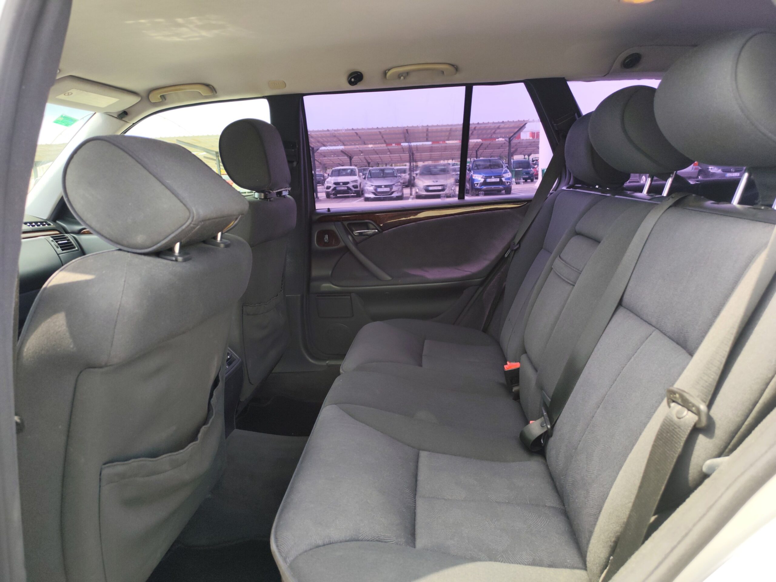 MERCEDES-BENZ E-320 4MAT 3.2 GASOLINA 224 CV 272.000 KM 2000 AUTOMATICO