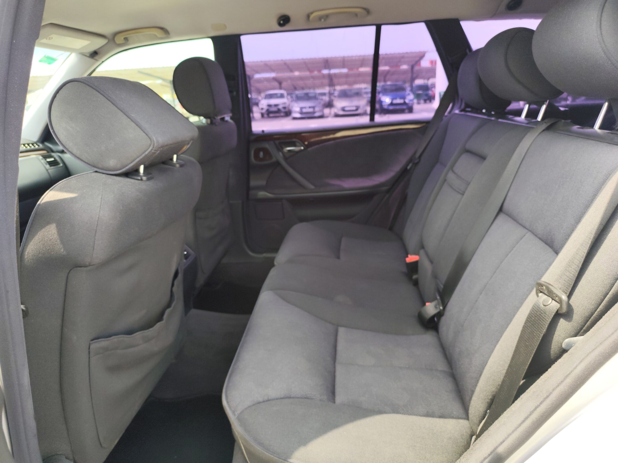 MERCEDES-BENZ E-320 4MAT 3.2 GASOLINA 224 CV 272.000 KM 2000 AUTOMATICO