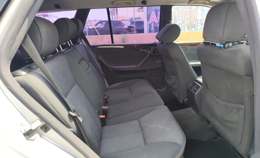 MERCEDES-BENZ E-320 4MAT 3.2 GASOLINA 224 CV 272.000 KM 2000 AUTOMATICO