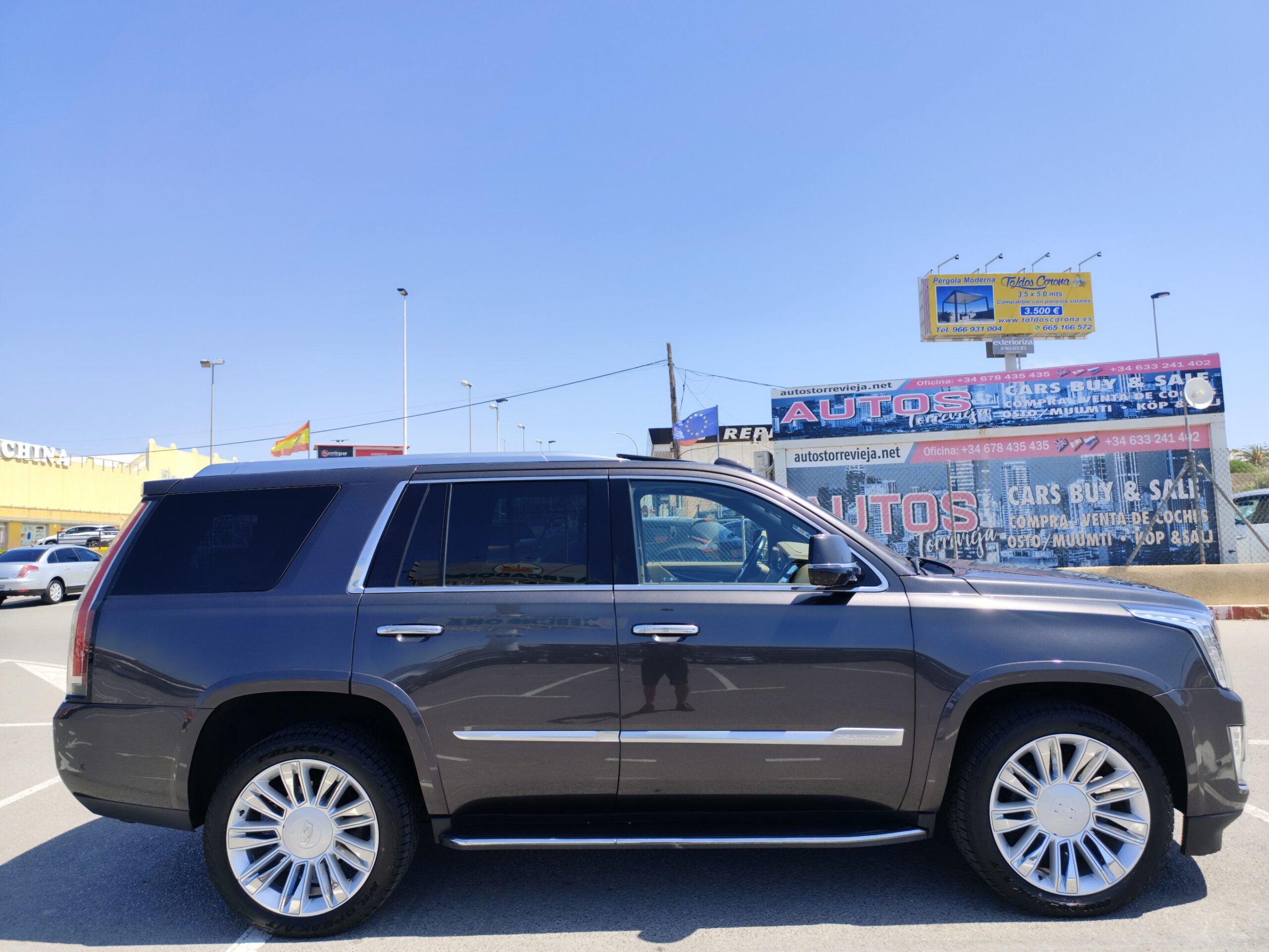 CADILLAC ESCALADE 6.2 GASOLINA 426 CV 239.000 KM  2019 AUTOMATICO 8 PLAZAS