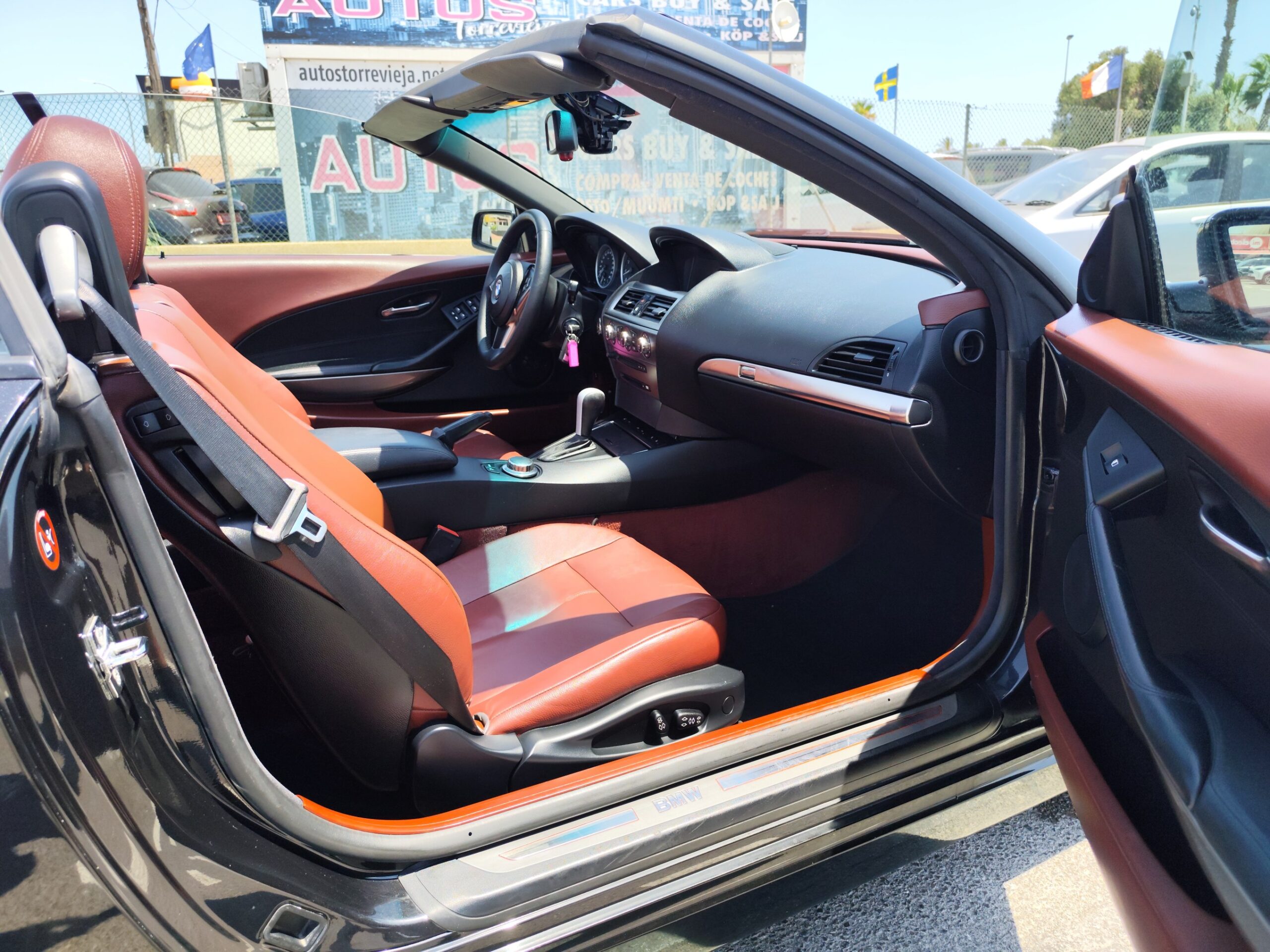 BMW 630i 3.0 GASOLINA 258 CV 197.000 KM 2006 AUTOMATICO CABRIO