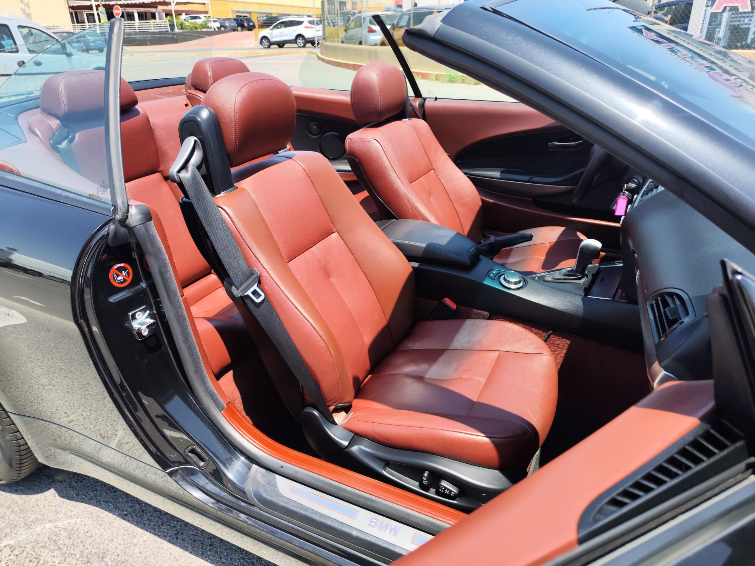 BMW 630i 3.0 GASOLINA 258 CV 197.000 KM 2006 AUTOMATICO CABRIO