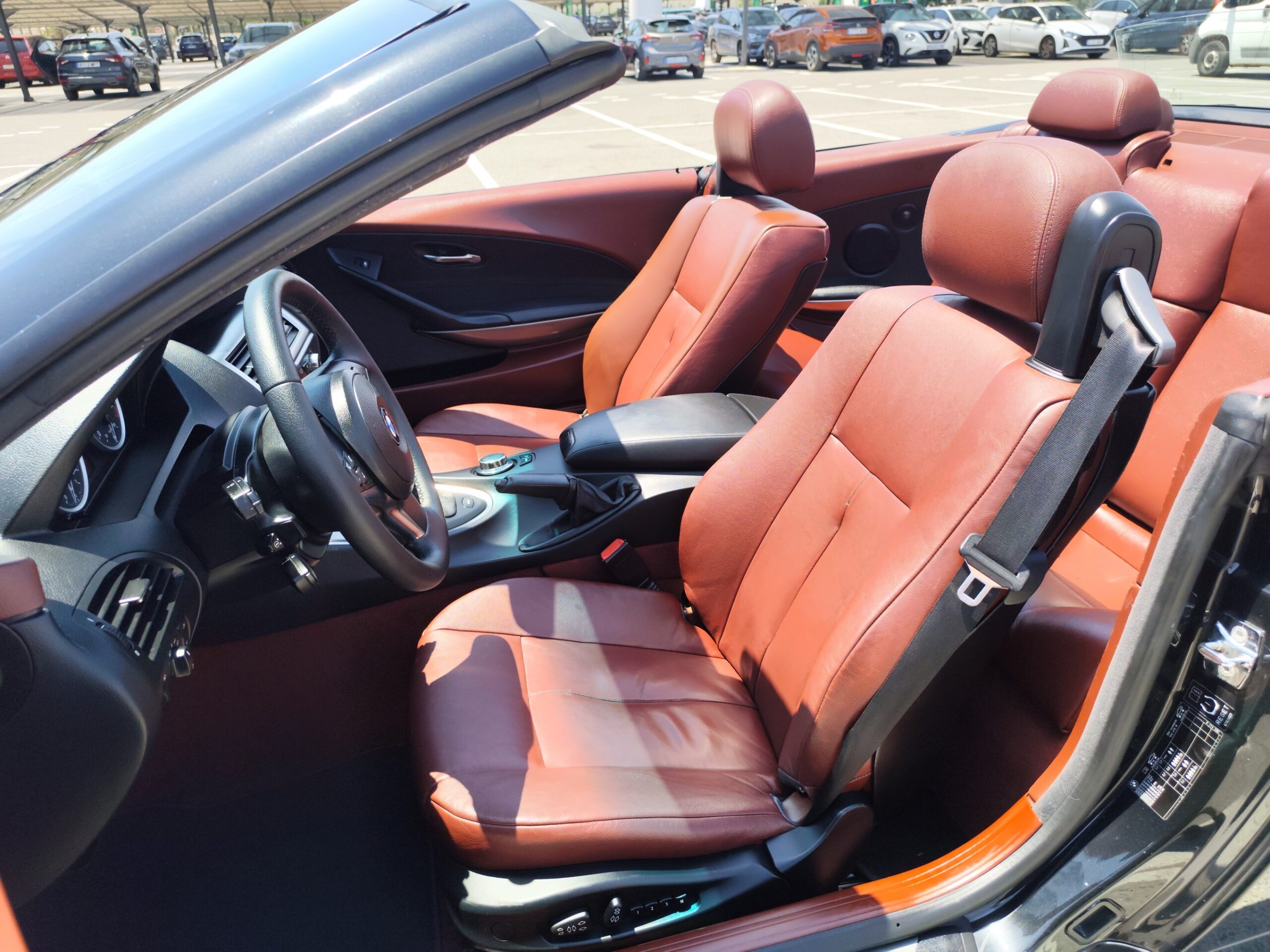 BMW 630i 3.0 GASOLINA 258 CV 197.000 KM 2006 AUTOMATICO CABRIO