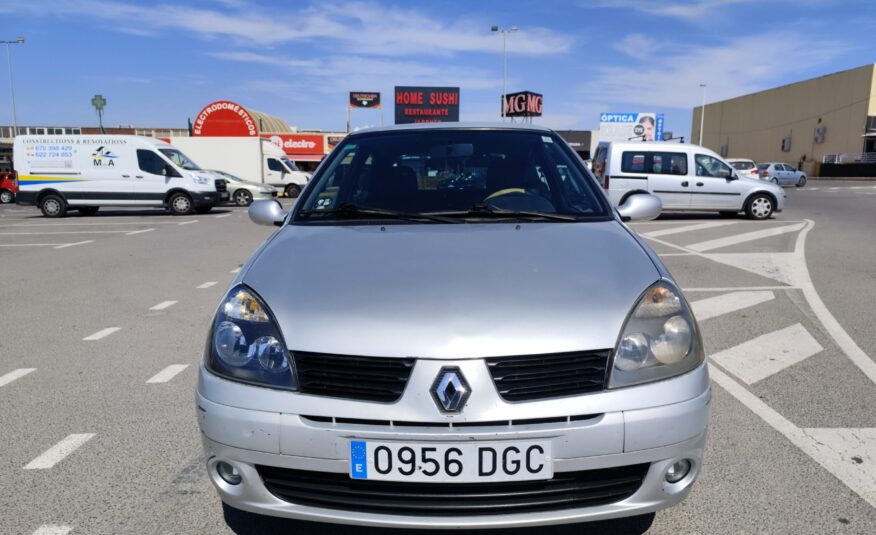 RENAULT CLIO 1.5 DIESEL 82 CV 294.000 KM 2005 MANUAL