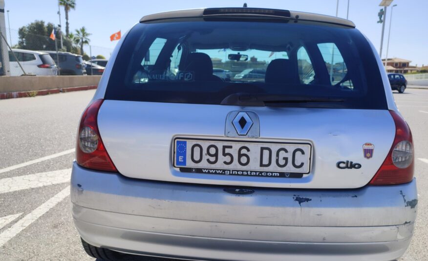 RENAULT CLIO 1.5 DIESEL 82 CV 294.000 KM 2005 MANUAL
