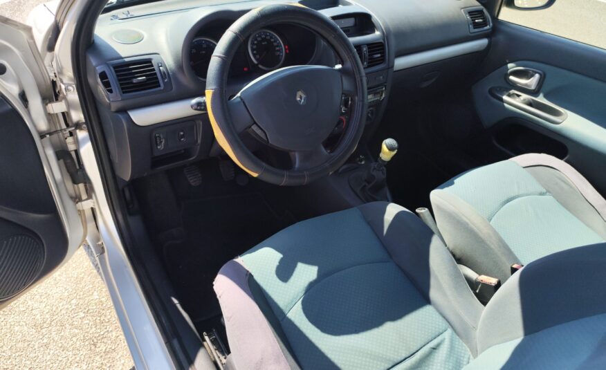 RENAULT CLIO 1.5 DIESEL 82 CV 294.000 KM 2005 MANUAL