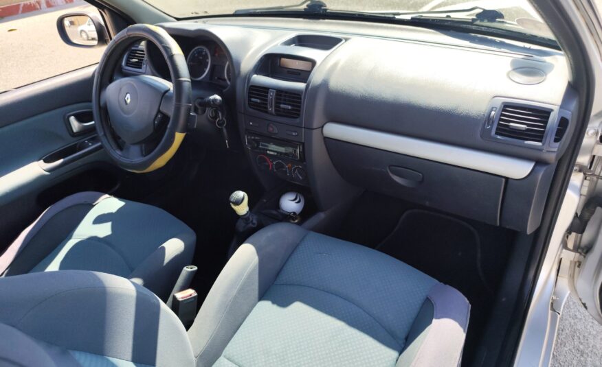 RENAULT CLIO 1.5 DIESEL 82 CV 294.000 KM 2005 MANUAL