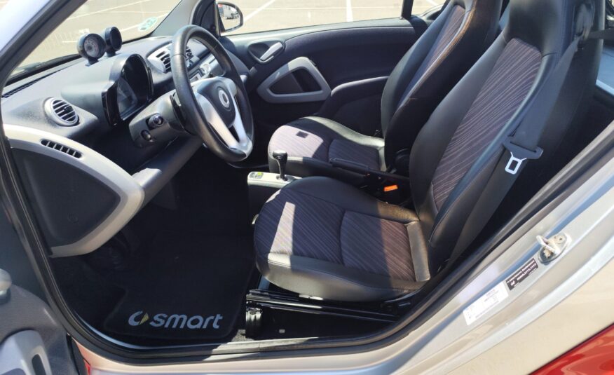 SMART FORTWO 1.0 GASOLINA 71 CV 174.000 KM 2013 AUTOMATICO