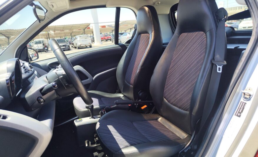 SMART FORTWO 1.0 GASOLINA 71 CV 174.000 KM 2013 AUTOMATICO