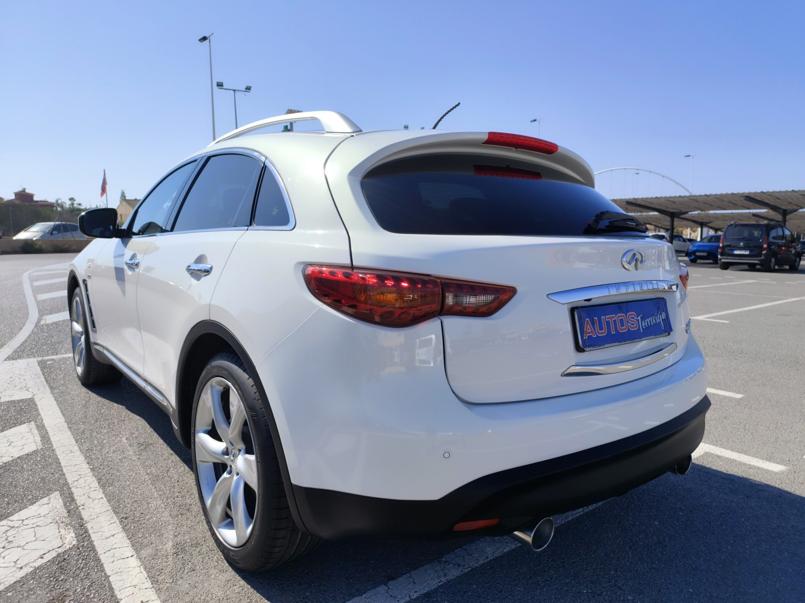 INFINITI QX-70S 3.0 DIESEL 238 CV 2013 180.000 KM AUTOMATICO
