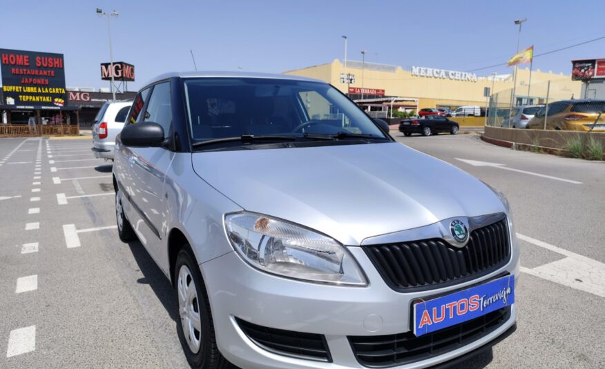 SKODA FABIA 1.2 GASOLINA 60 CV 102.000 KM 2010 MANUAL