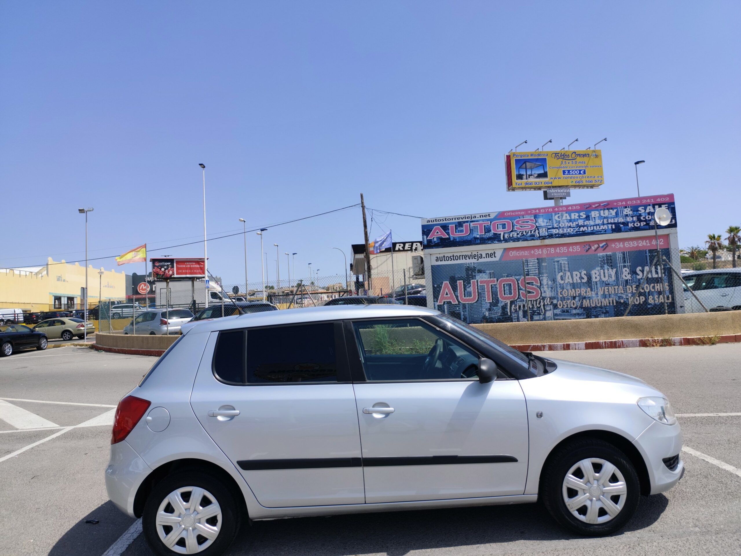 SKODA FABIA 1.2 GASOLINA 60 CV 102.000 KM 2010 MANUAL