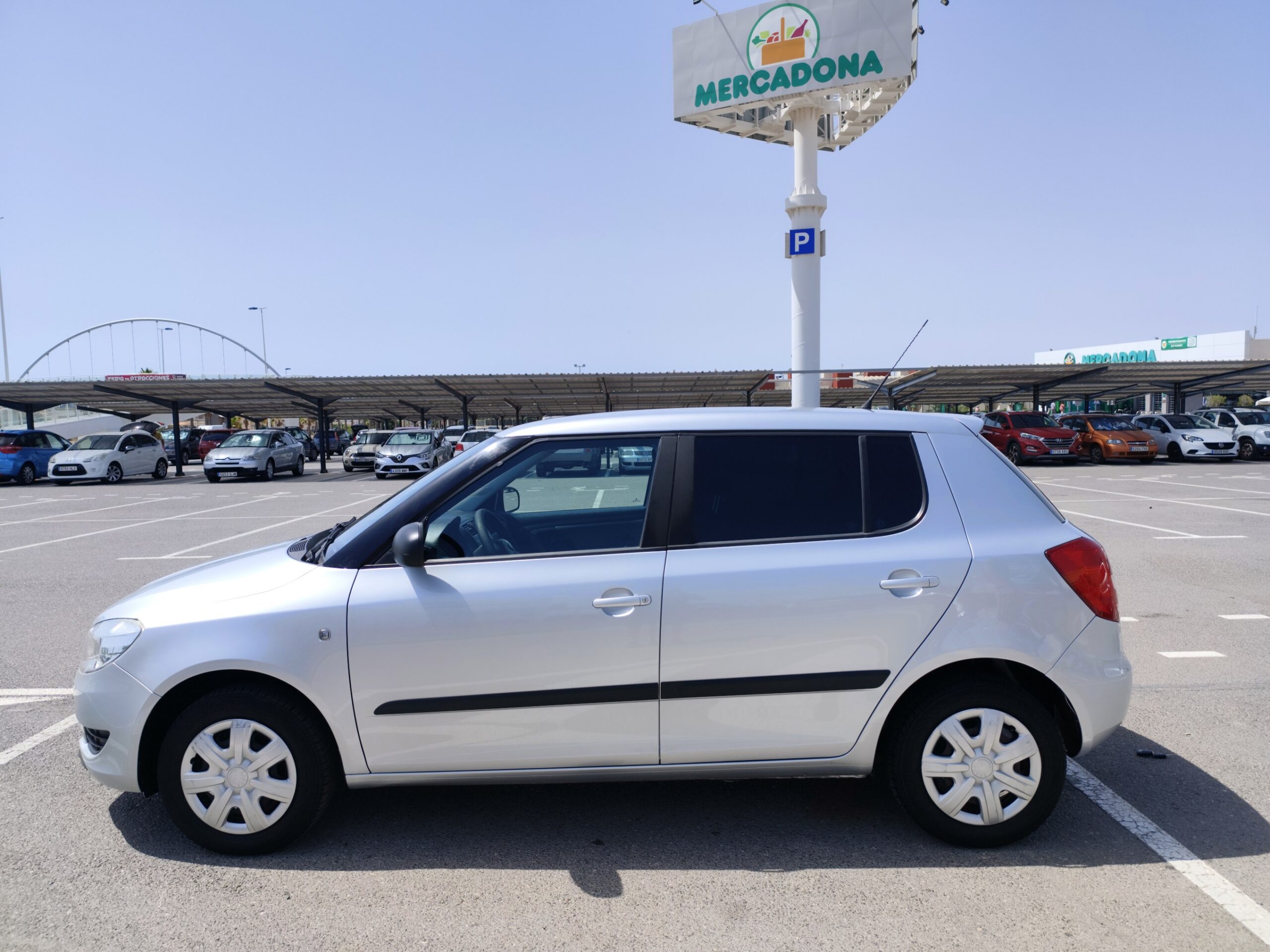 SKODA FABIA 1.2 GASOLINA 60 CV 102.000 KM 2010 MANUAL