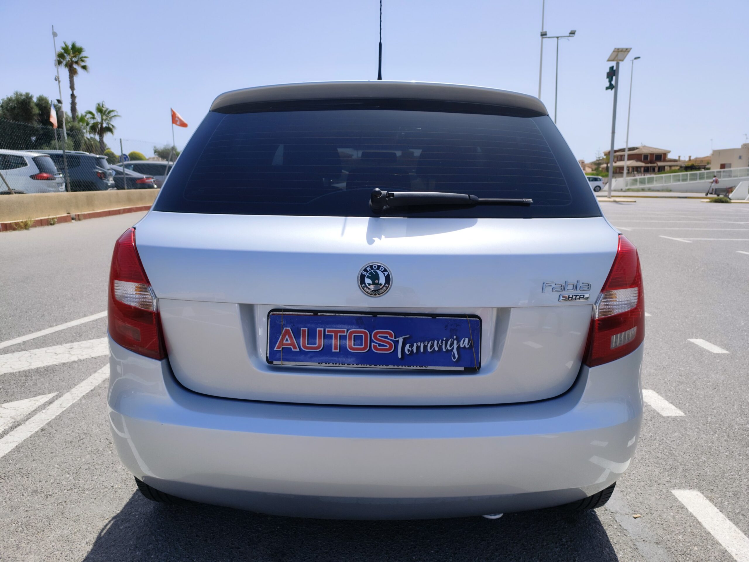 SKODA FABIA 1.2 GASOLINA 60 CV 102.000 KM 2010 MANUAL