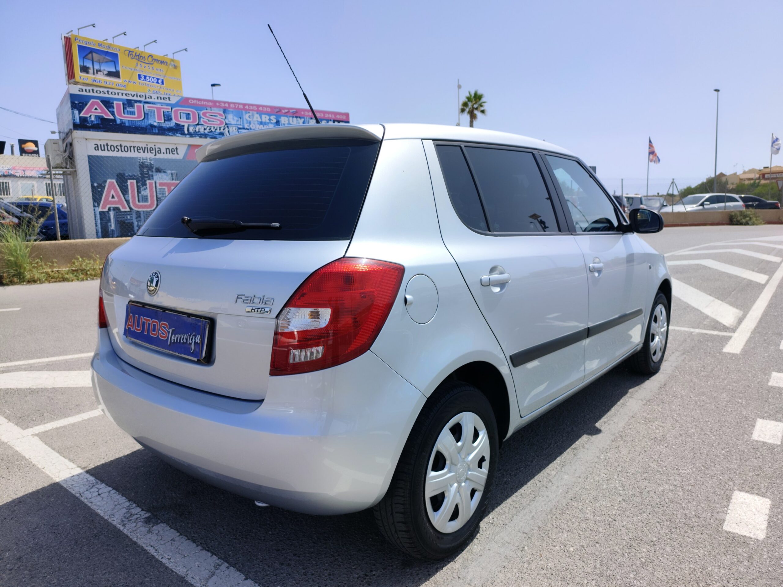 SKODA FABIA 1.2 GASOLINA 60 CV 102.000 KM 2010 MANUAL
