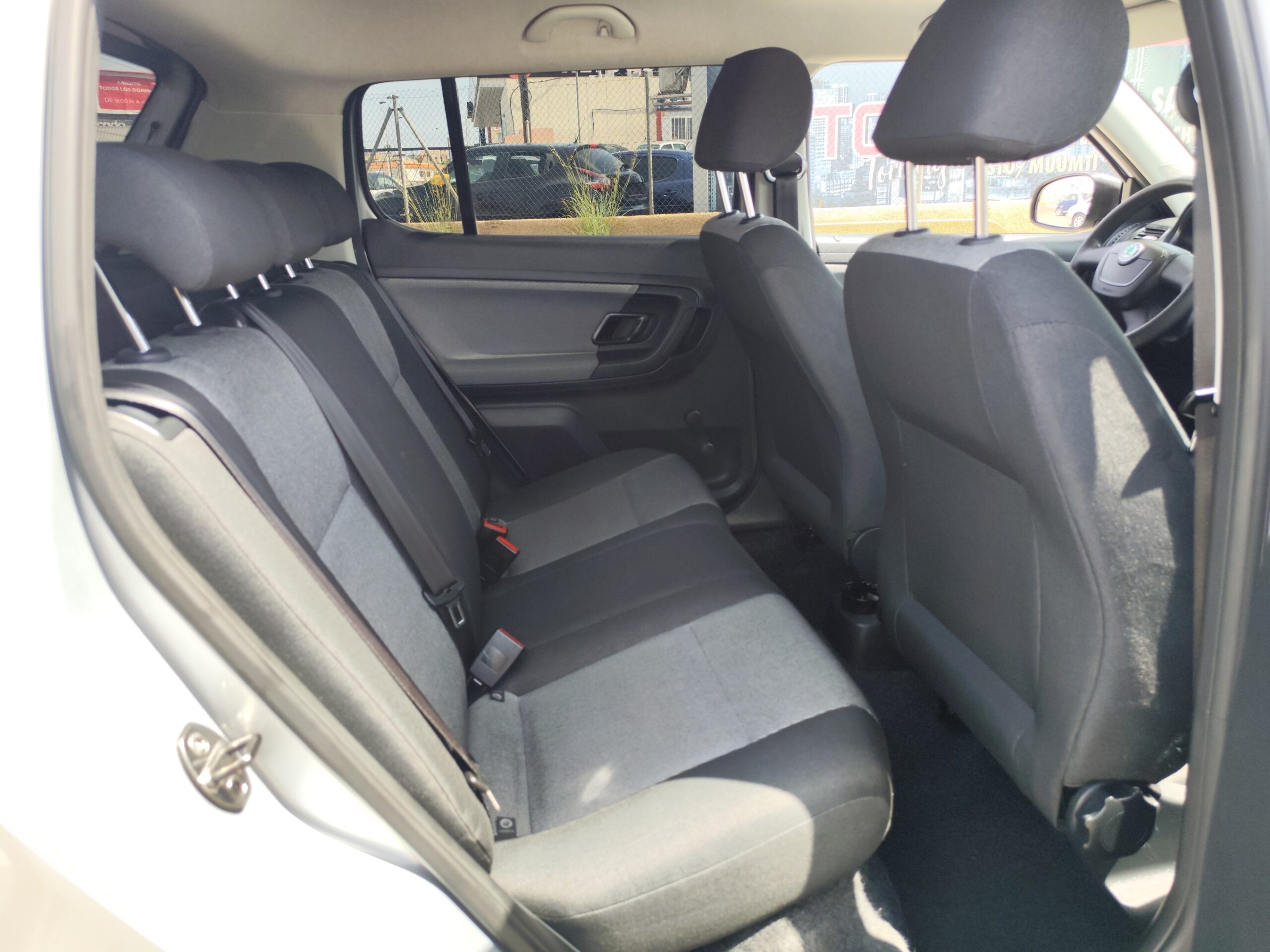 SKODA FABIA 1.2 GASOLINA 60 CV 102.000 KM 2010 MANUAL