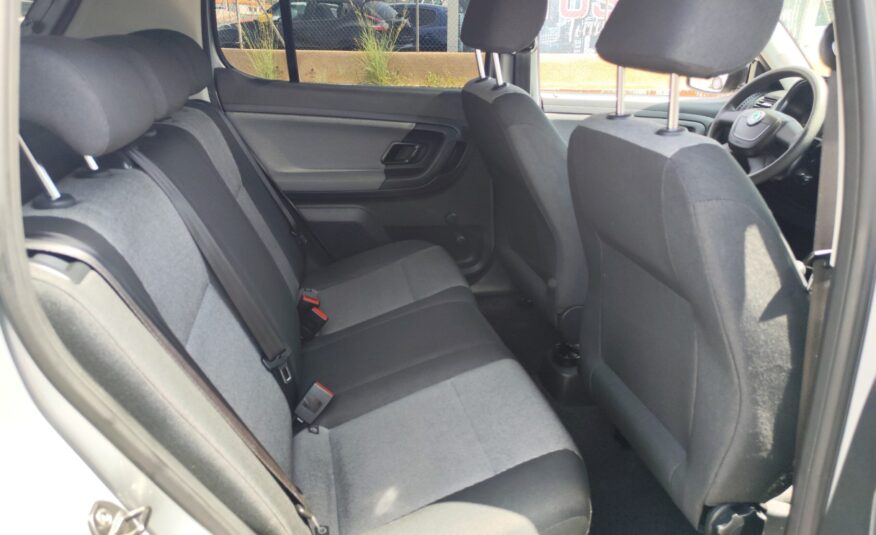 SKODA FABIA 1.2 GASOLINA 60 CV 102.000 KM 2010 MANUAL