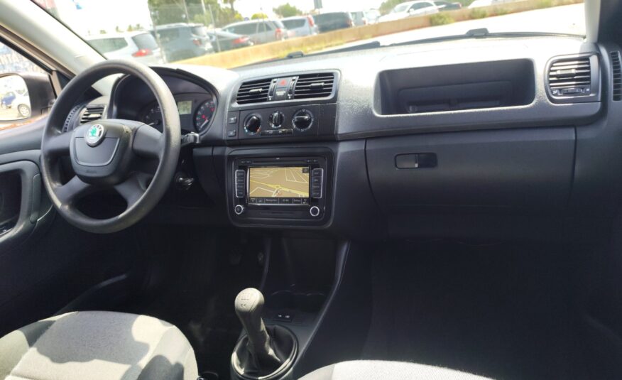 SKODA FABIA 1.2 GASOLINA 60 CV 102.000 KM 2010 MANUAL