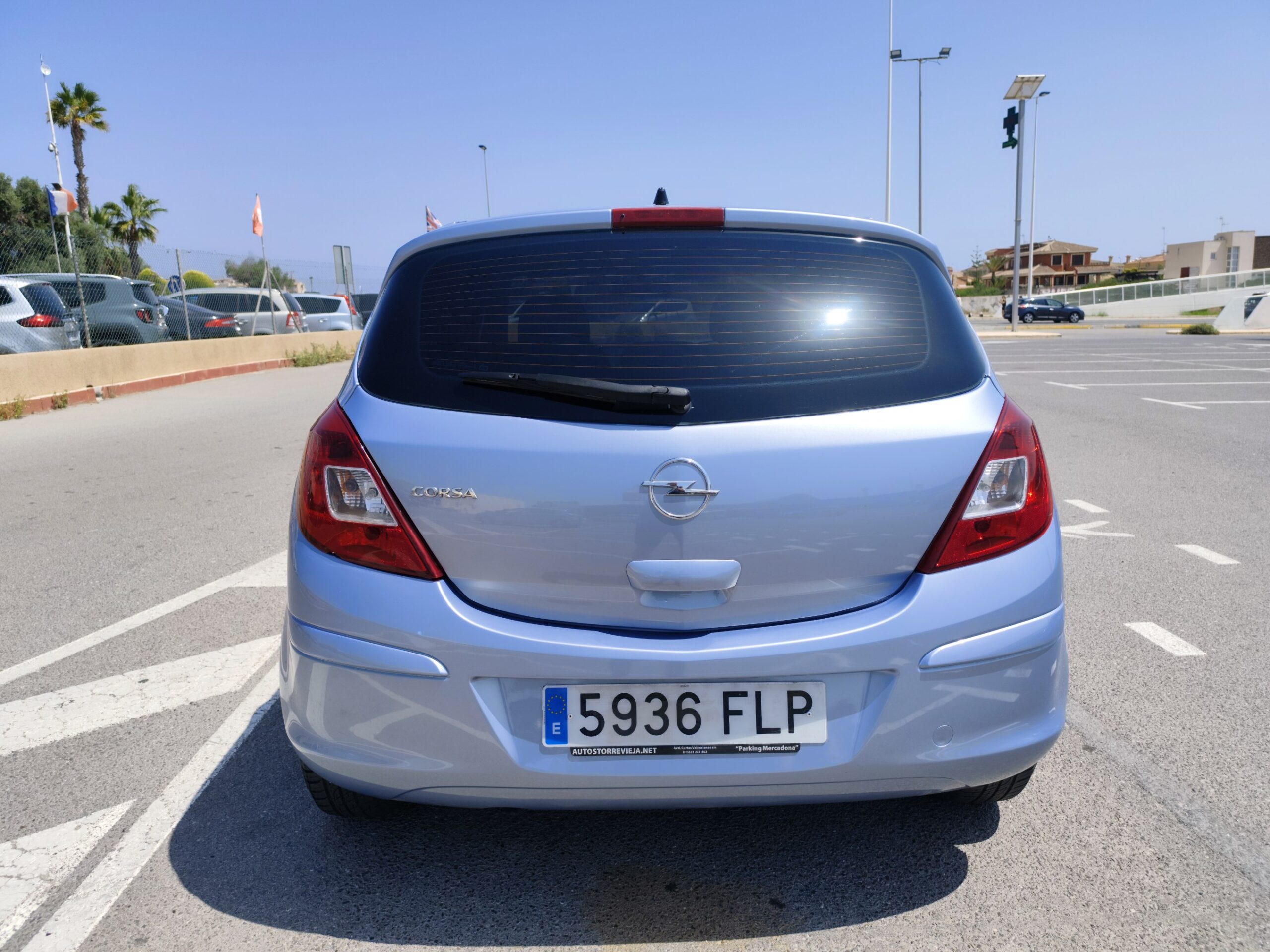 OPEL CORSA 1.2 GASOLINA 80 CV 2007 125.000 KM MANUAL