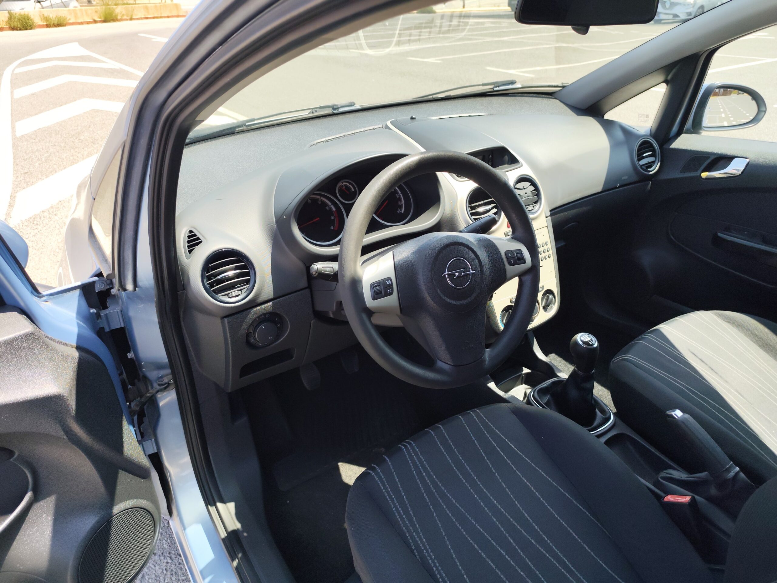 OPEL CORSA 1.2 GASOLINA 80 CV 2007 125.000 KM MANUAL