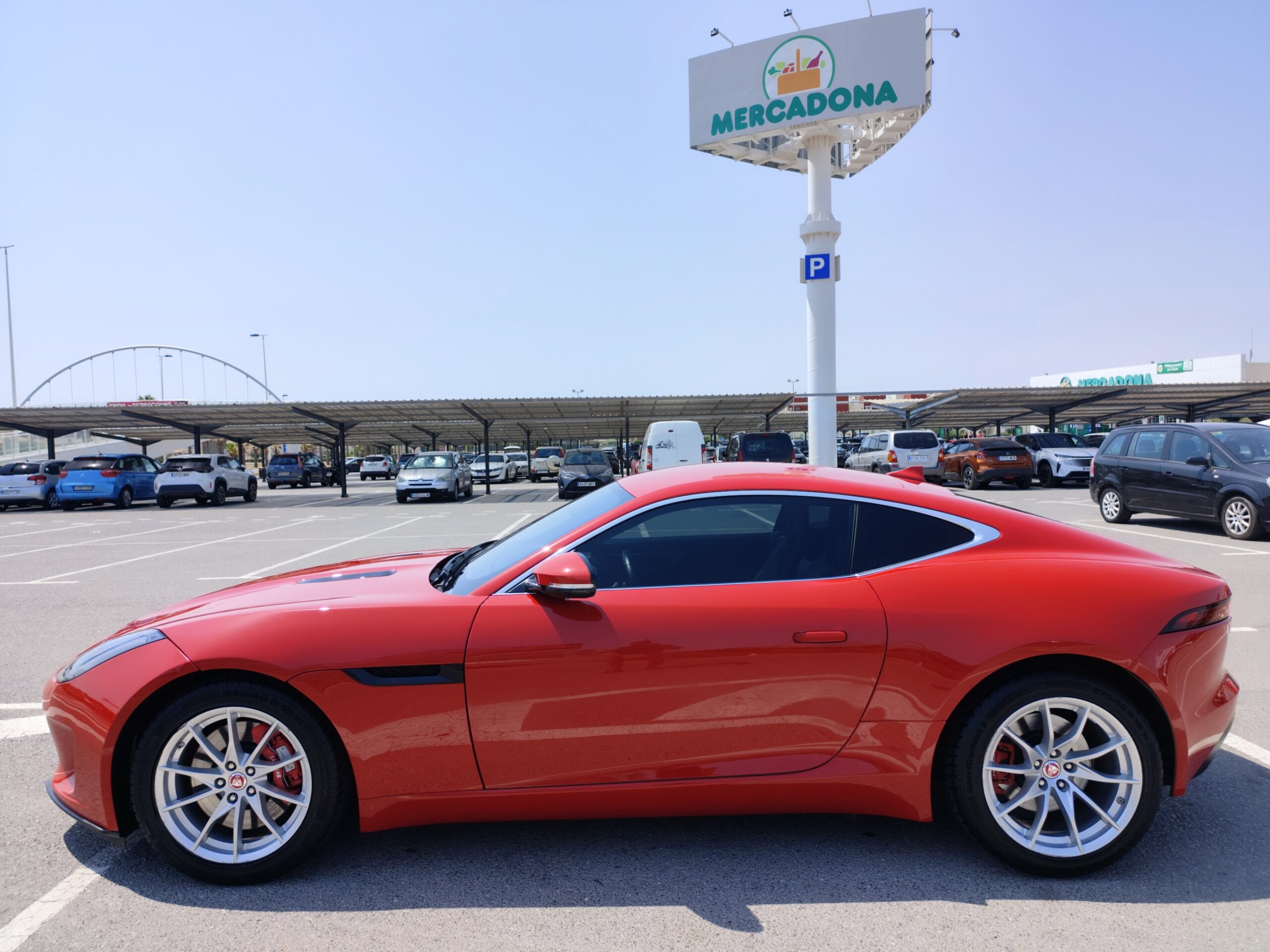 JAGUAR F-TYPE 2.0 GASOLINA 300 CV SOLO 71.000 KM 2018 AUTOMATICO
