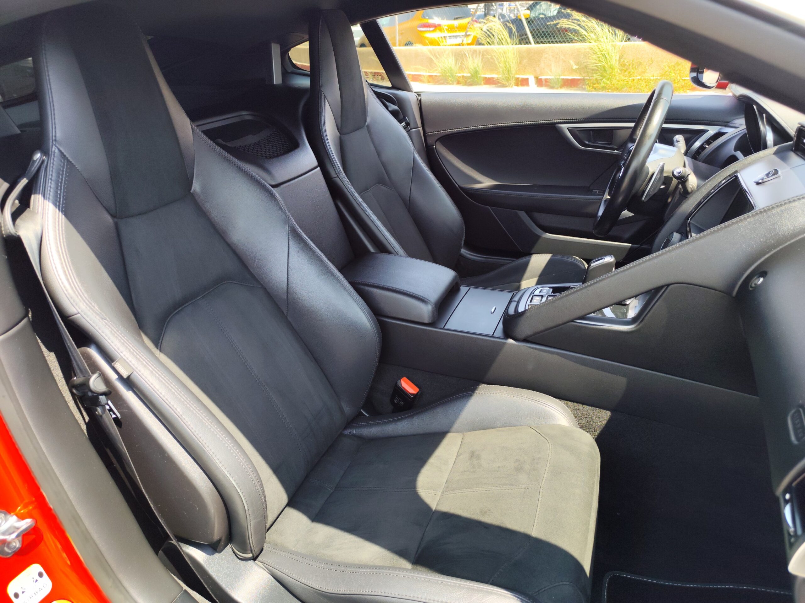 JAGUAR F-TYPE 2.0 GASOLINA 300 CV SOLO 71.000 KM 2018 AUTOMATICO