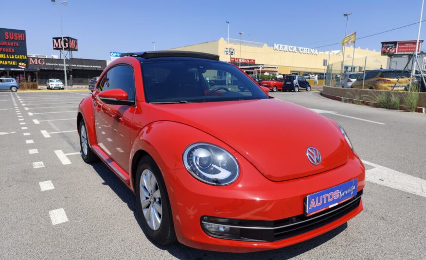 VOLKSWAGEN BEETLE 1.6 DIESEL 105 CV 2012 237.000 KM MANUAL